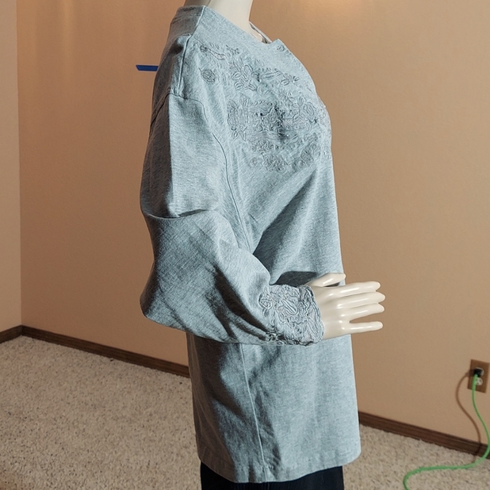 Grey tunic - Picture 4 of 6